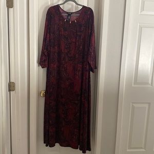 Silky maxi dress like new paisley pattern 30/32W 4X